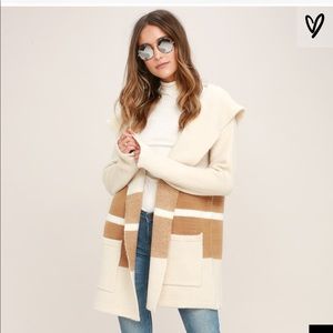 Carlsbad tan and beige hooded sweater